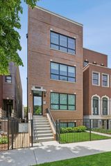 4020 N California Avenue 3, Chicago, IL 60618