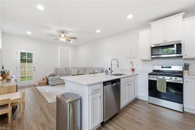 1557 Michigan AVE, Virginia Beach, VA 23454