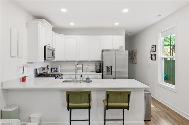 1557 Michigan AVE, Virginia Beach, VA 23454