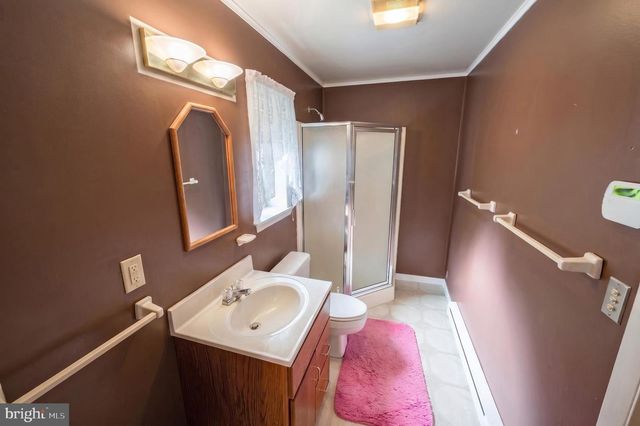 824 GRANDVIEW RD, York, PA 17403