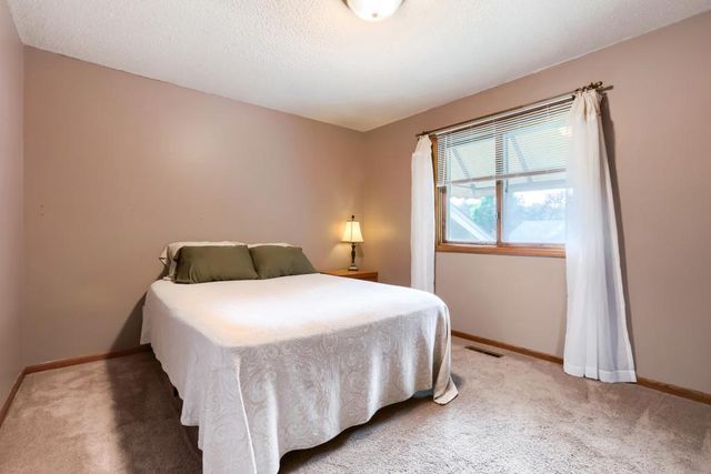 3917 Edgewood Road NE, Circle Pines, MN 55014