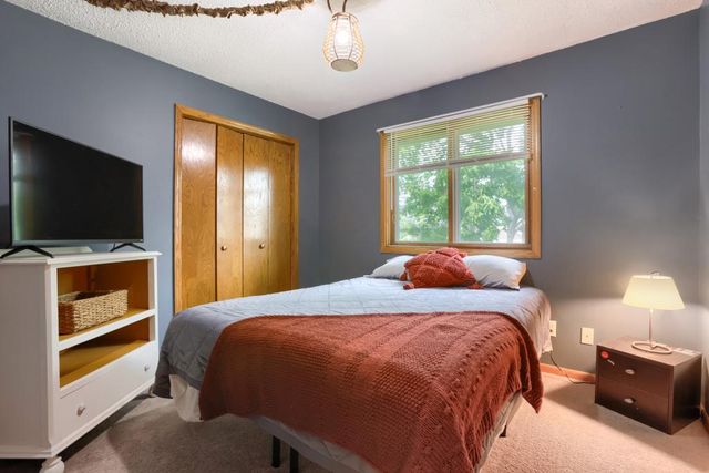 3917 Edgewood Road NE, Circle Pines, MN 55014