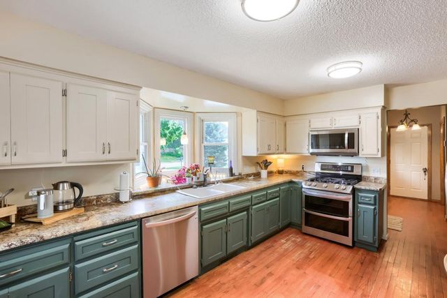 3917 Edgewood Road NE, Circle Pines, MN 55014