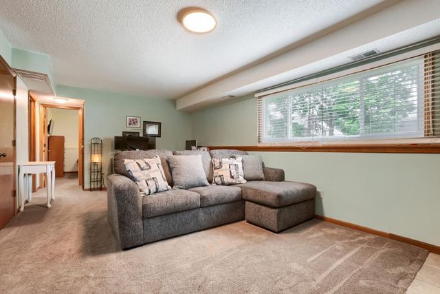 3917 Edgewood Road NE, Circle Pines, MN 55014