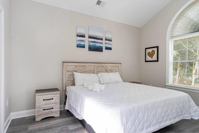 403 3rd Ave. N, Myrtle Beach, SC 29577