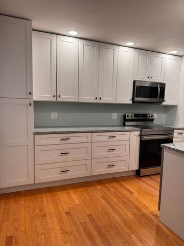 705 STROM Drive 2D, West Dundee, IL 60118