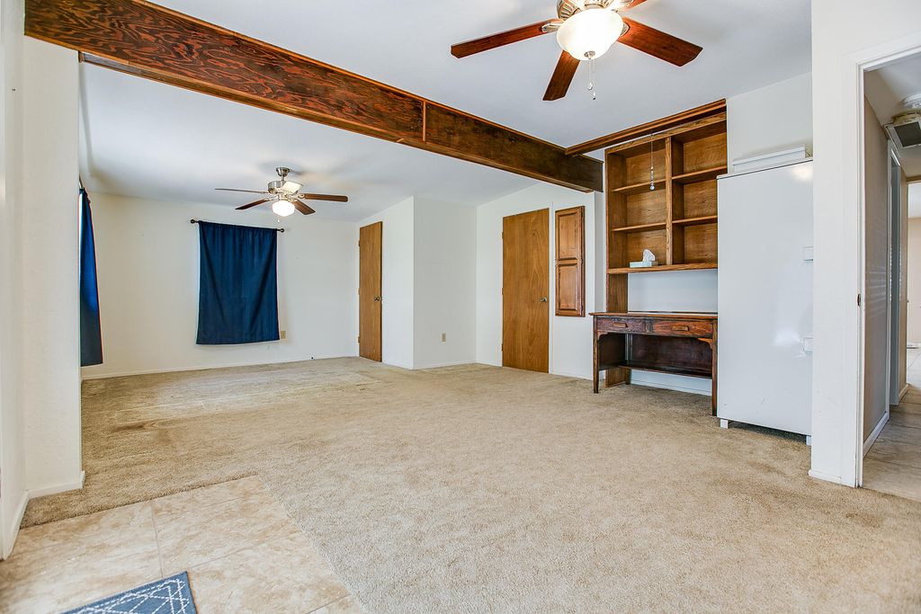 Image 2 of property listing at 2209 Lindell Avenue, San Angelo, TX 76901