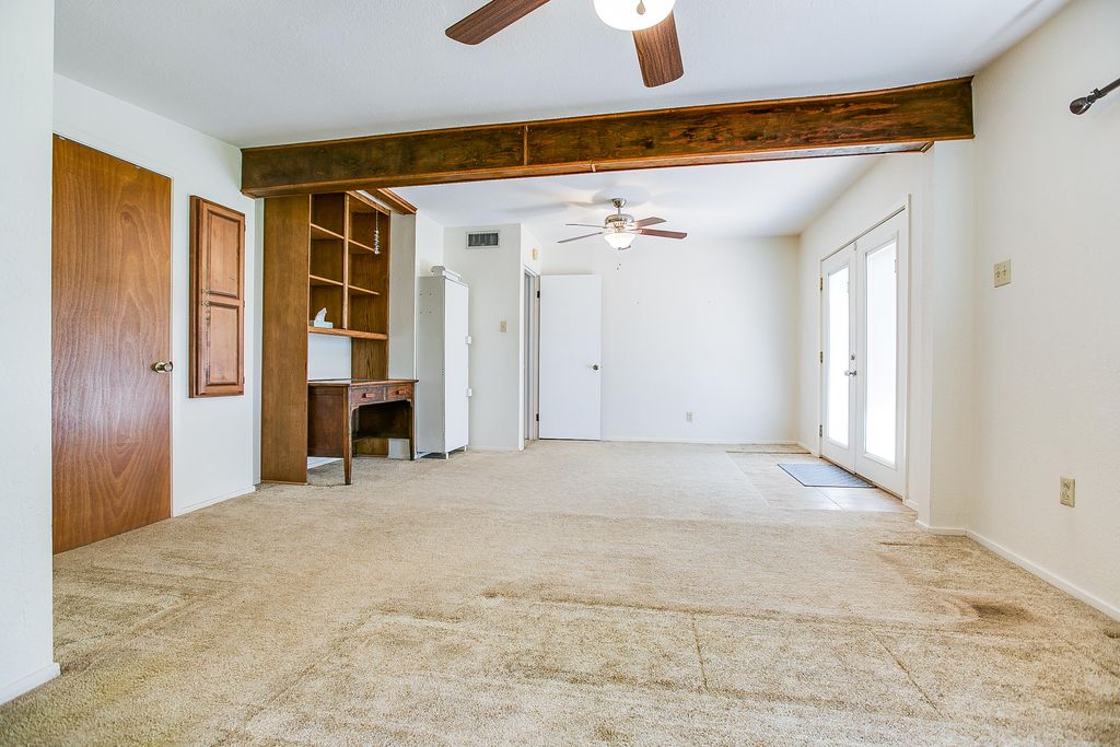 Image 20 of property listing at 2209 Lindell Avenue, San Angelo, TX 76901