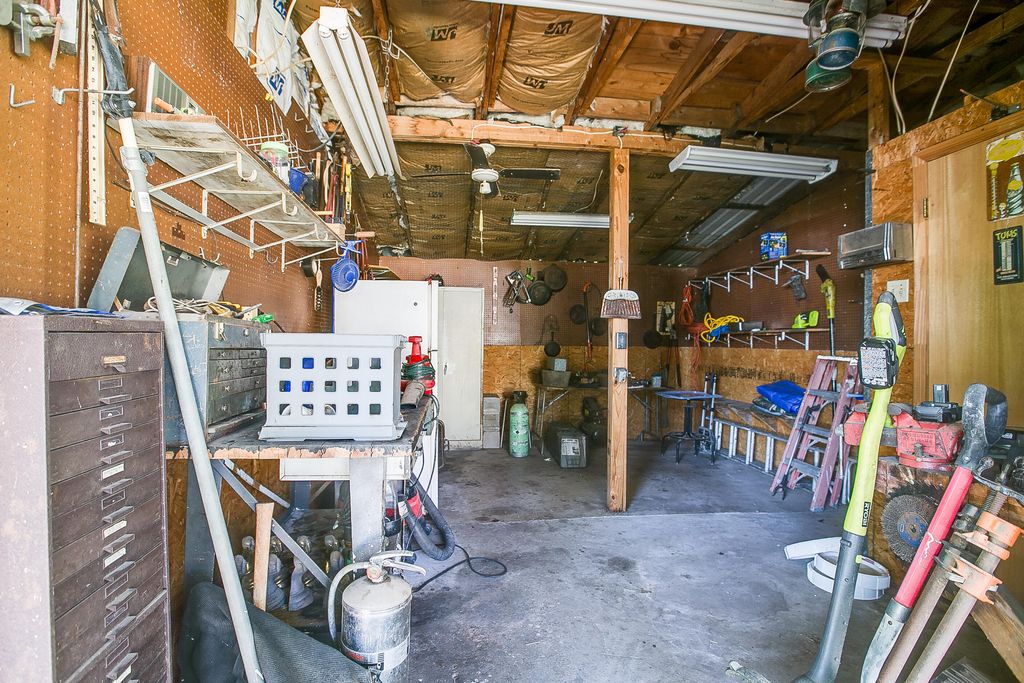 Image 28 of property listing at 2209 Lindell Avenue, San Angelo, TX 76901