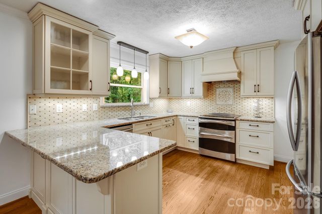 129 Whisperwood Drive, Hendersonville, NC 28791