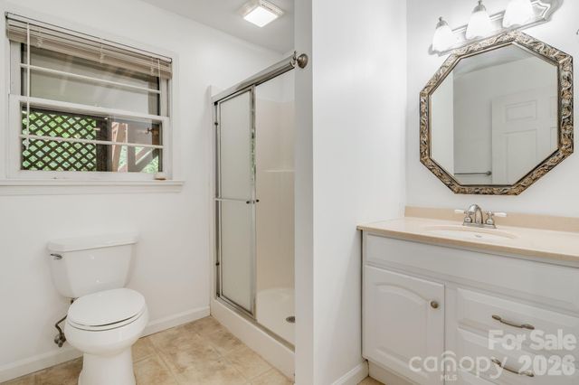 129 Whisperwood Drive, Hendersonville, NC 28791