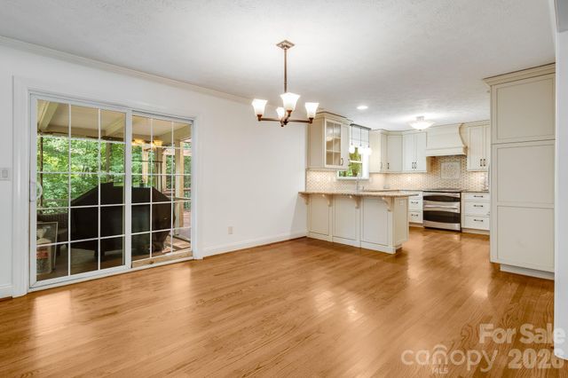 129 Whisperwood Drive, Hendersonville, NC 28791