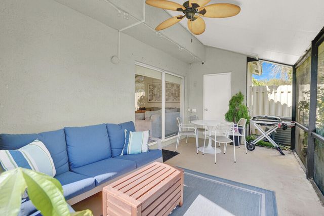 1464 SW 47th Avenue, Deerfield Beach, FL 33442