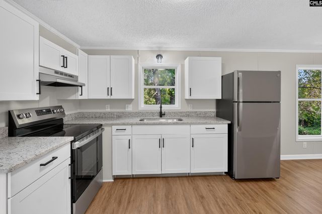 1123 Highway 1 N, Cassatt, SC 29032