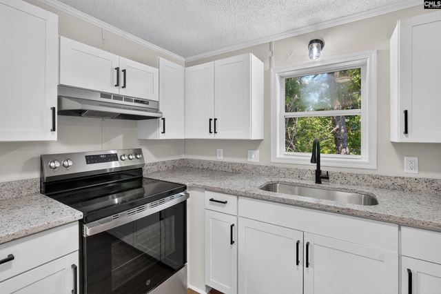 1123 Highway 1 N, Cassatt, SC 29032