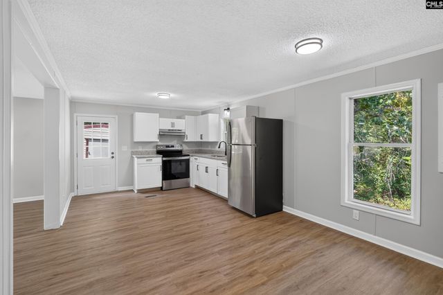 1123 Highway 1 N, Cassatt, SC 29032