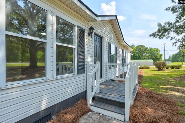 1123 Highway 1 N, Cassatt, SC 29032