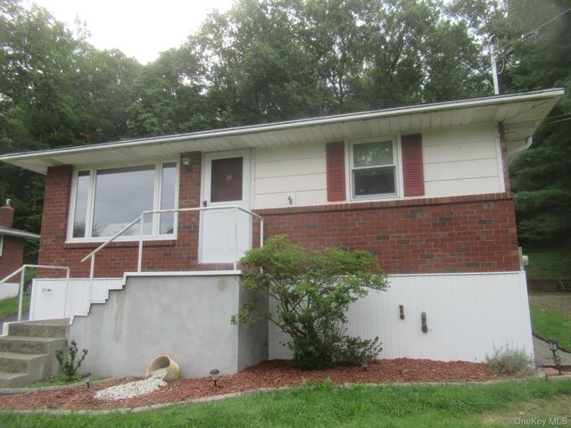 80 Greenwood Drive, Beacon, NY 12508