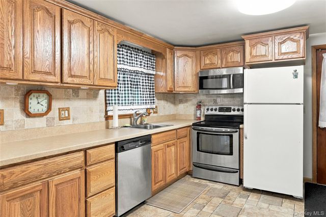 80 Greenwood Drive, Beacon, NY 12508