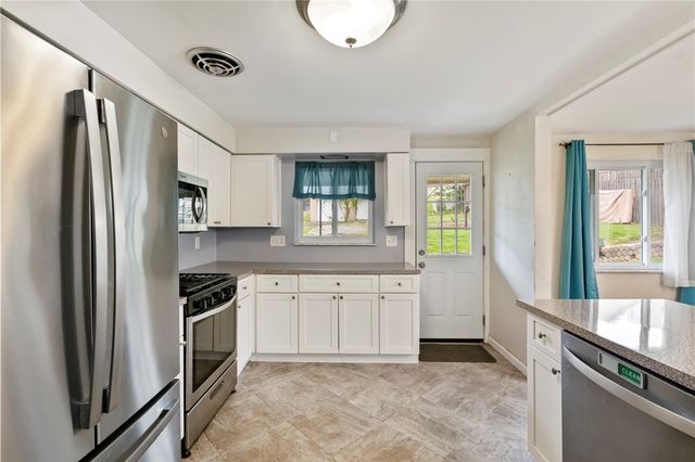 525 Giffin Avenue, Canonsburg, PA 15317