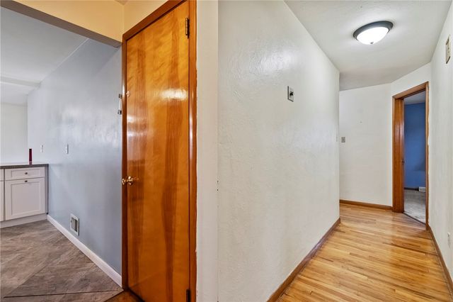 525 Giffin Avenue, Canonsburg, PA 15317