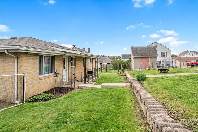 525 Giffin Avenue, Canonsburg, PA 15317
