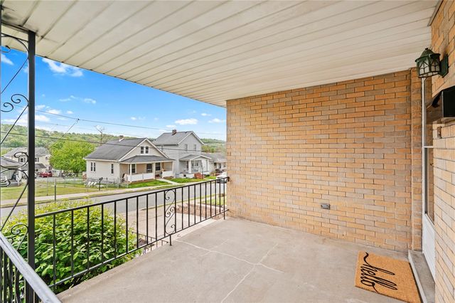 525 Giffin Avenue, Canonsburg, PA 15317