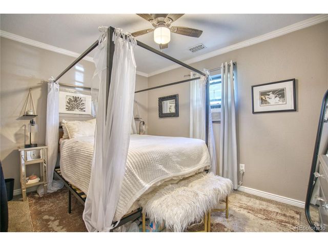 348 Collyer St 105, Longmont, CO 80501