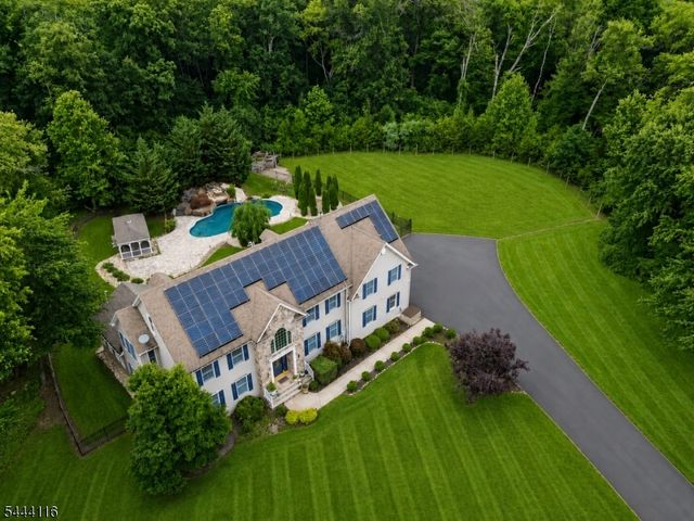 164 E Mountain Rd, Hillsborough Twp., NJ 08844