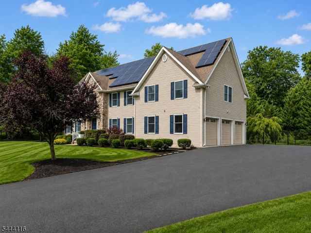164 E Mountain Rd, Hillsborough Twp., NJ 08844