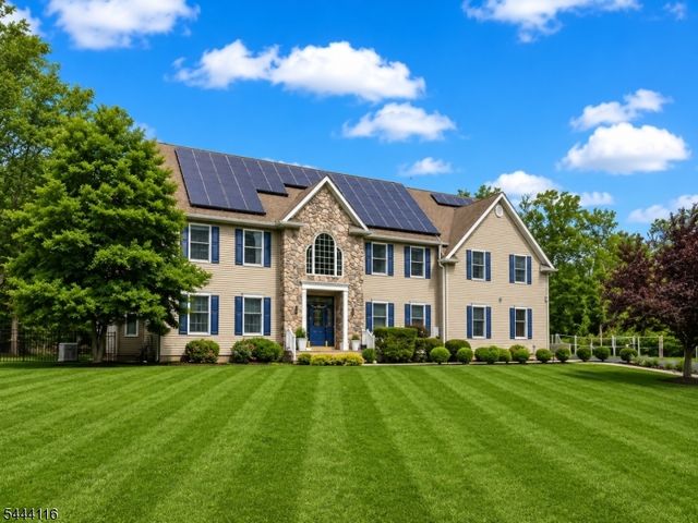 164 E Mountain Rd, Hillsborough Twp., NJ 08844