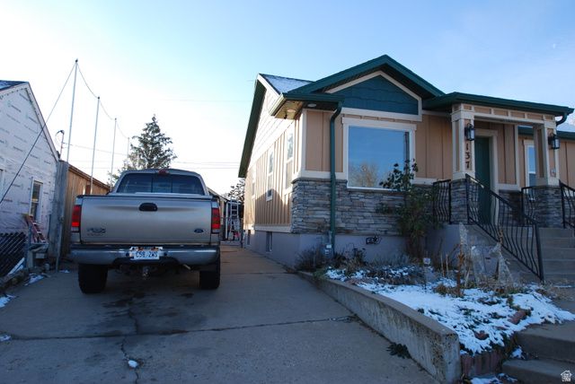 137 COUNTRY CLUB DR DR, South Ogden, UT 84405