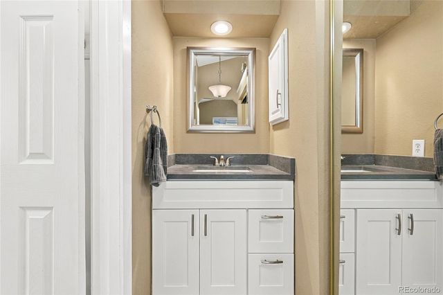 8818 W Plymouth Avenue, Littleton, CO 80128