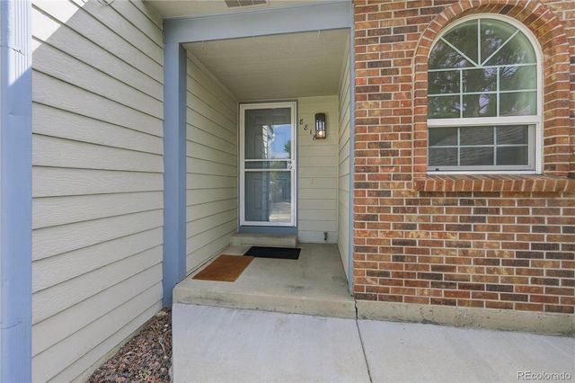 8818 W Plymouth Avenue, Littleton, CO 80128