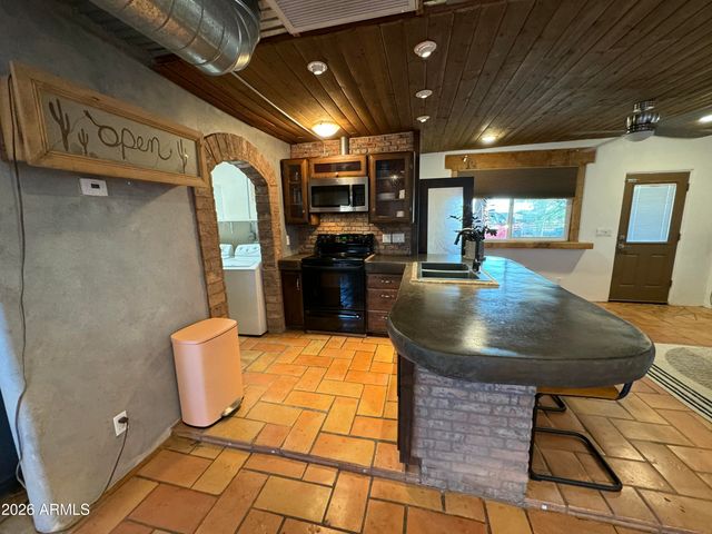 1935 E Joy Ranch Road, Phoenix, AZ 85086