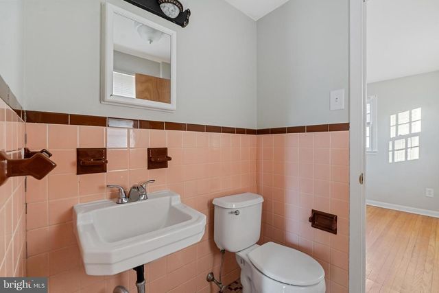 1206 SYLVAN DR, Haddon Heights, NJ 08035