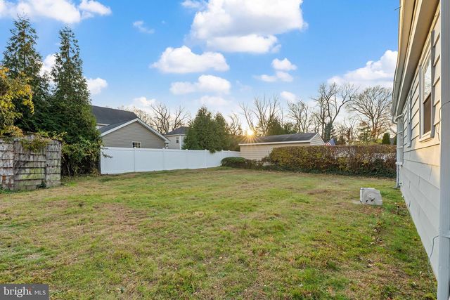 1206 SYLVAN DR, Haddon Heights, NJ 08035