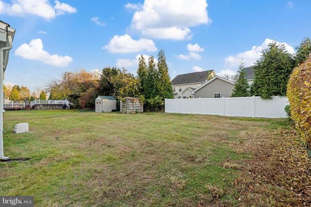 1206 SYLVAN DR, Haddon Heights, NJ 08035