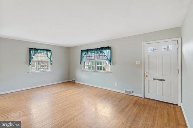 1206 SYLVAN DR, Haddon Heights, NJ 08035