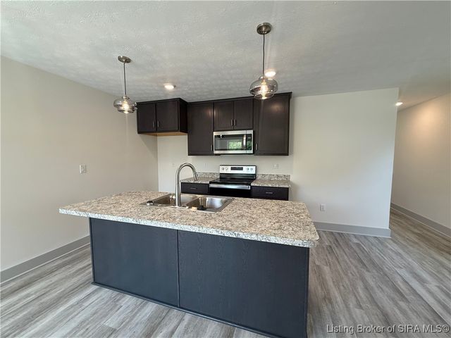 416 W 7th Street, New Albany, IN 47150