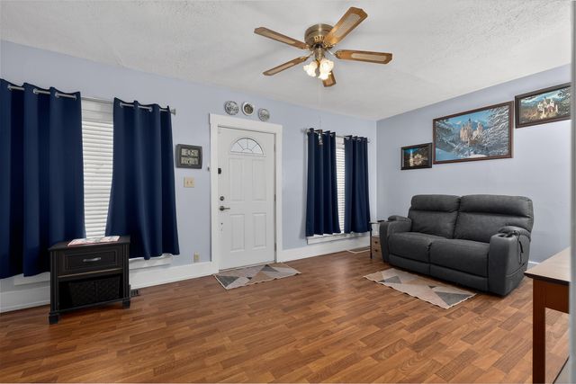 514 & 516 Montjoy Street, Falmouth, KY 41040