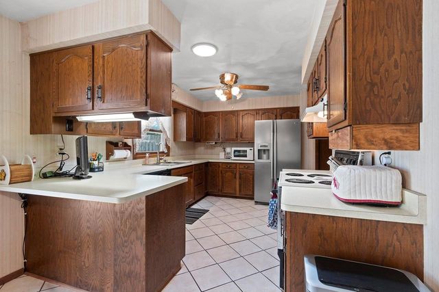 1708 N BIRCHWOOD AVENUE, Appleton, WI 54914
