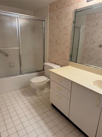 2551 NW 103rd Ave 202, Sunrise, FL 33322