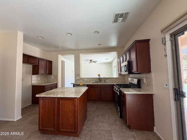 44263 W CAVEN Drive, Maricopa, AZ 85138