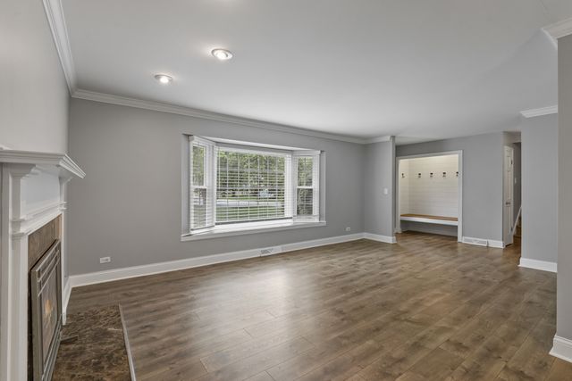 6S415 Concord Road, Naperville, IL 60540