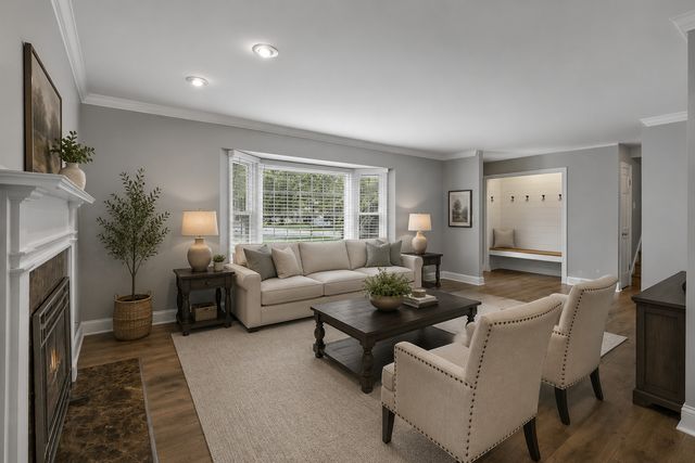 6S415 Concord Road, Naperville, IL 60540