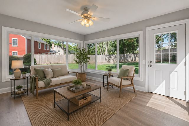 6S415 Concord Road, Naperville, IL 60540