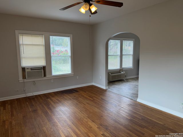 319 Harding Pl Unit 1, San Antonio, TX 78203