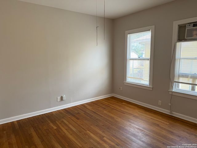 319 Harding Pl Unit 1, San Antonio, TX 78203