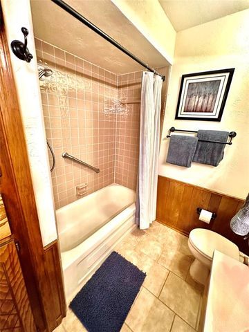 341 E Grand Teton Court, Yukon, OK 73099